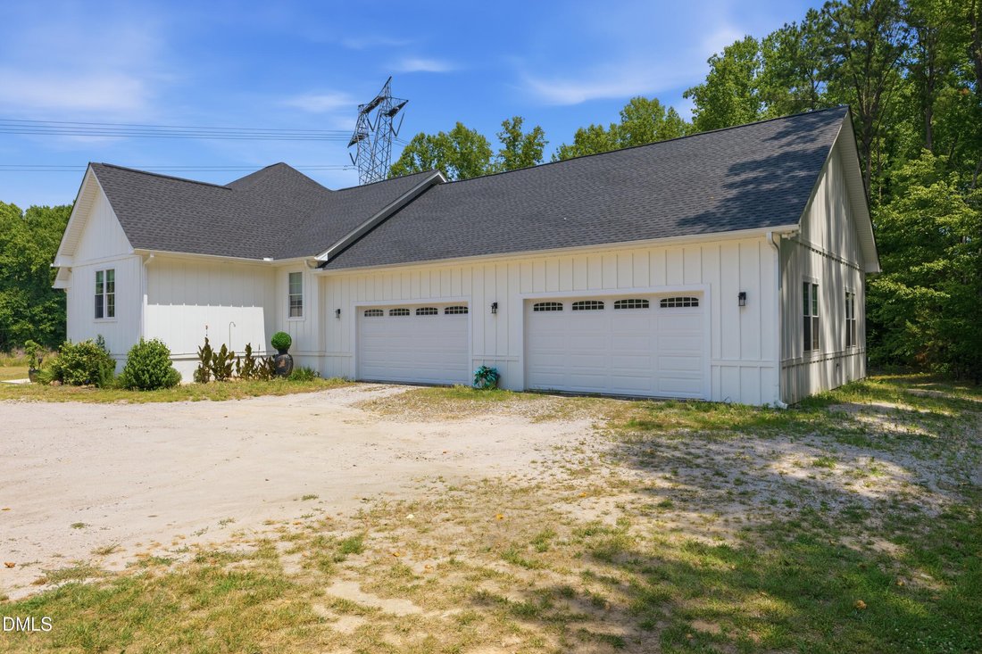 House in Zebulon, North Carolina, United States 4 - 18149286