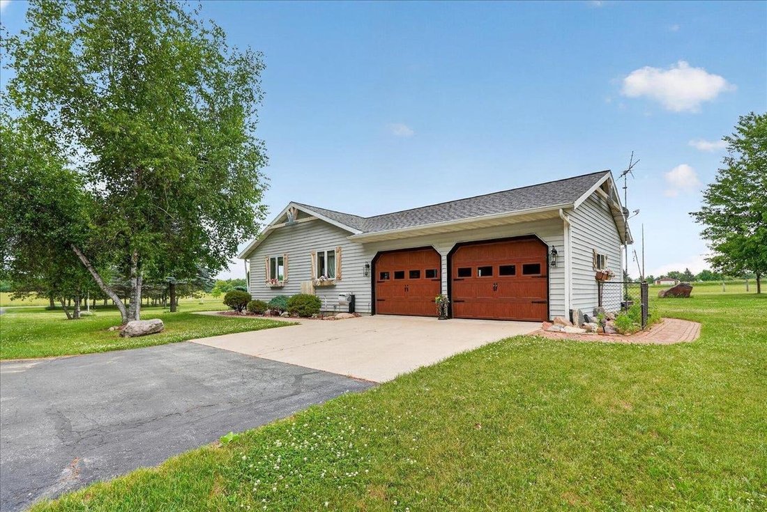 House in Portage, Wisconsin, United States 1 - 18145193