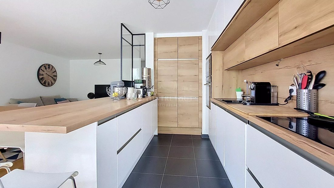 Apartment in Saint-Cloud, Ile-de-France, France 5 - 18146628