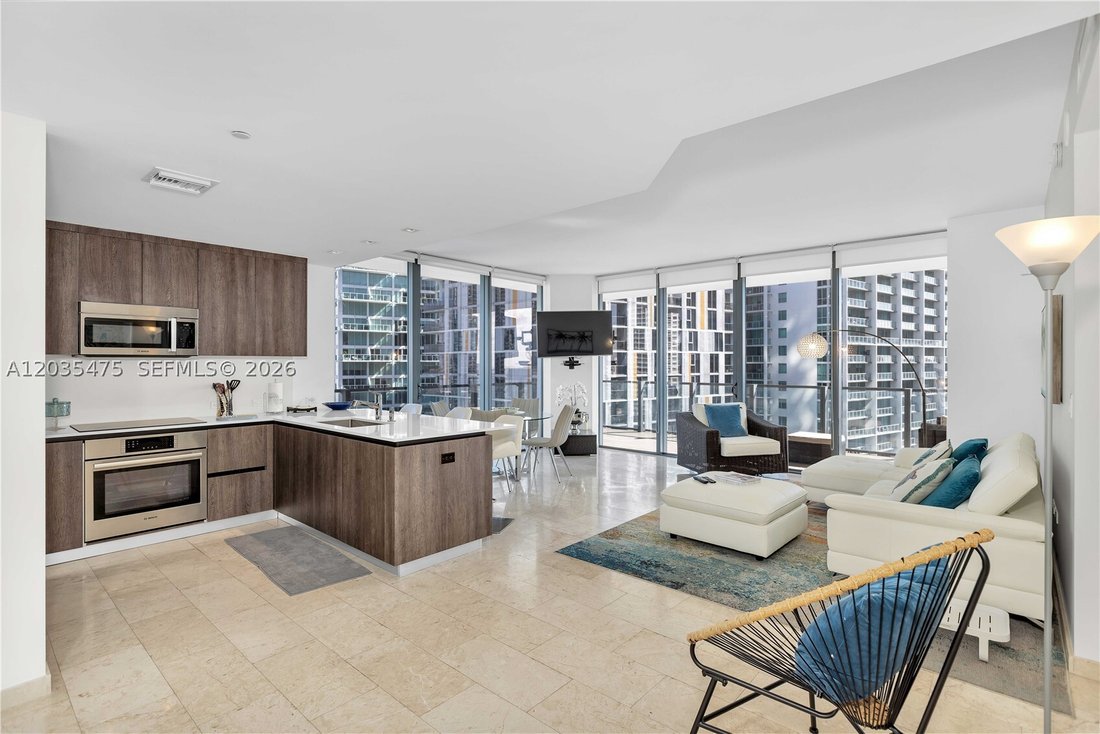 Condo in Miami, Florida, United States 3 - 18148803