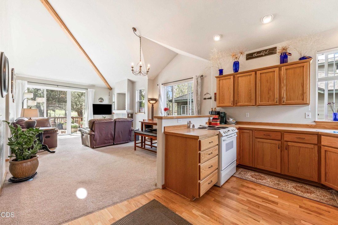 Townhouse in Redmond, Oregon, United States 3 - 18145426