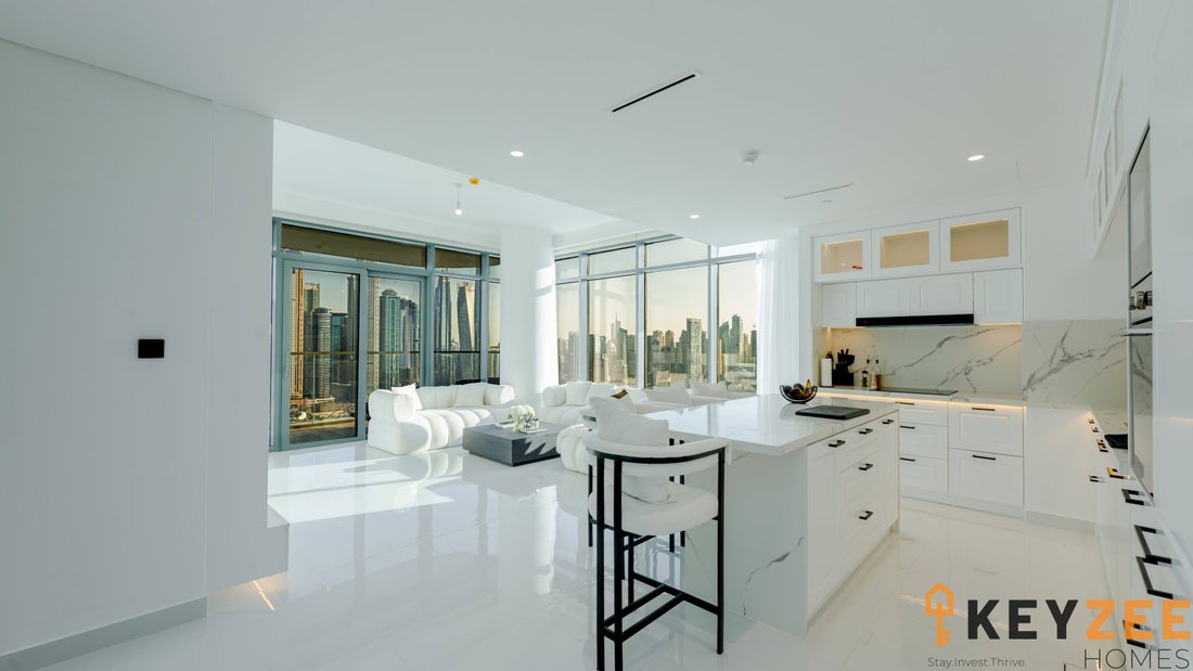 Apartment in Dubai Harbour, Dubai, United Arab Emirates 5 - 18146085