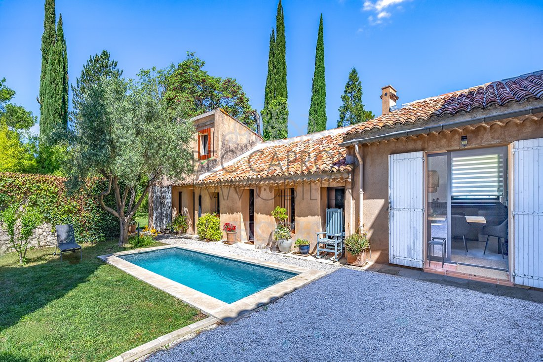 Estate in Granettes-Jauberte-Sainte Anne, Aix-en-Provence, France 4 - 18148460