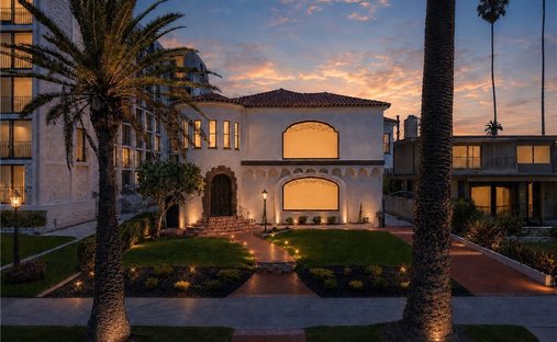 House in Signal Hill, California, United States 1