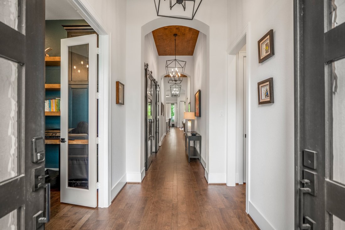 House in Montgomery, Texas, United States 4 - 18145110