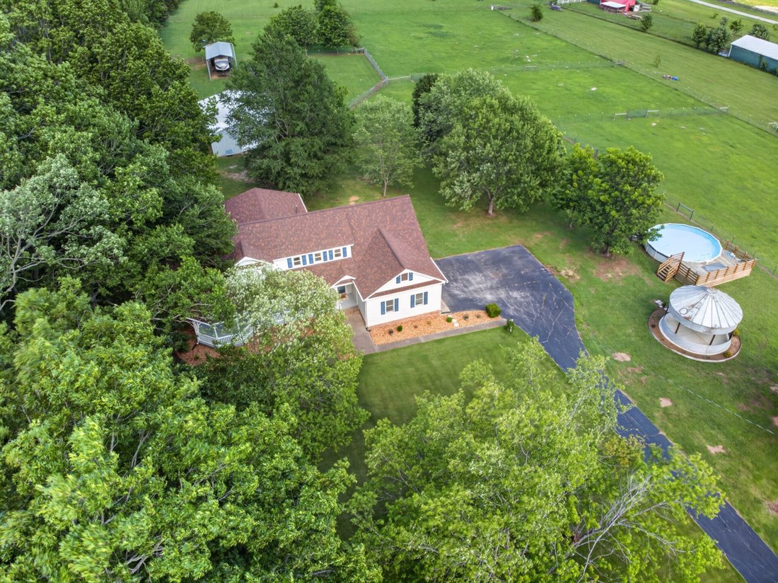 House in Lebanon, Tennessee, United States 1 - 18149360