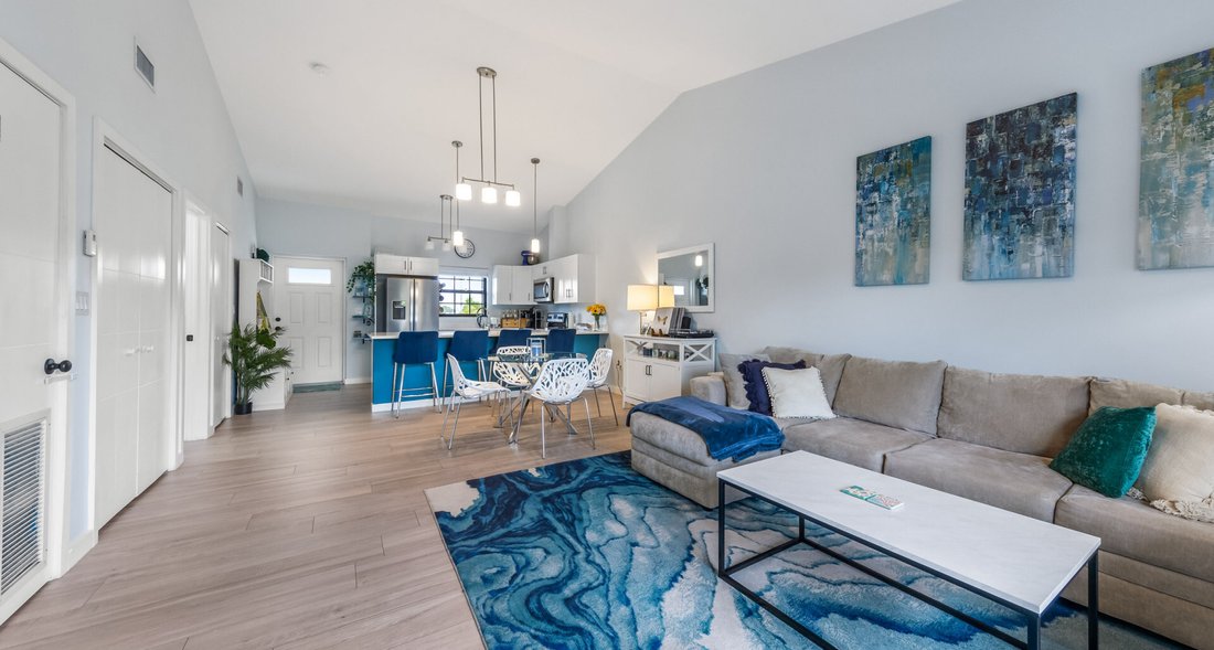 Apartment in West Bay, West Bay, Cayman Islands 4 - 18148153