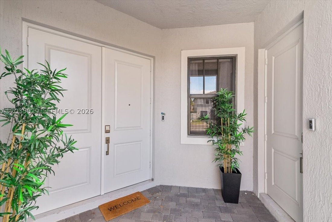 House in Miramar, Florida, United States 4 - 18148818