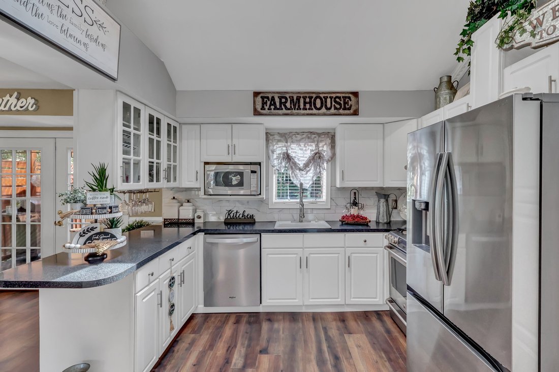 House in Deer Park, New York, United States 3 - 18146350