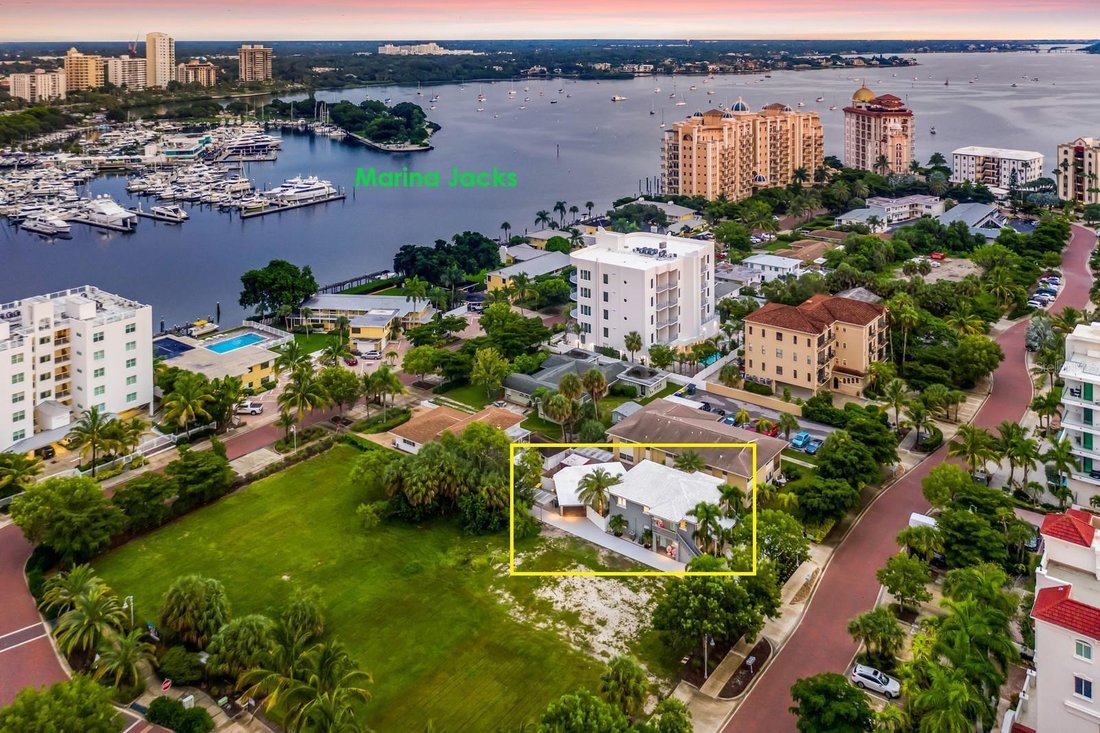 Sarasota, Florida, United States 2 - 18148573