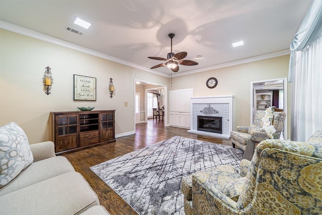 House in Plano, Texas, United States 3 - 18150084