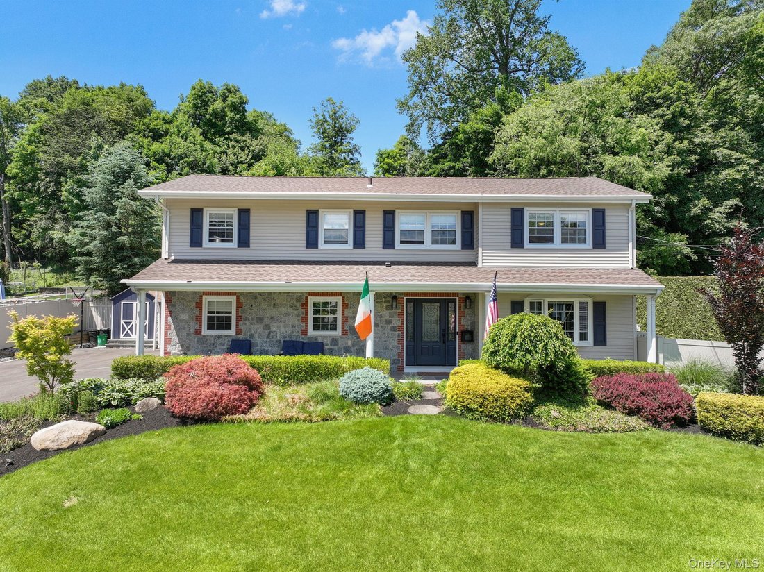 House in Nanuet, New York, United States 2 - 18151026