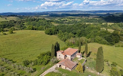 Country House in Colle di Val d'Elsa, Tuscany, Italy 1