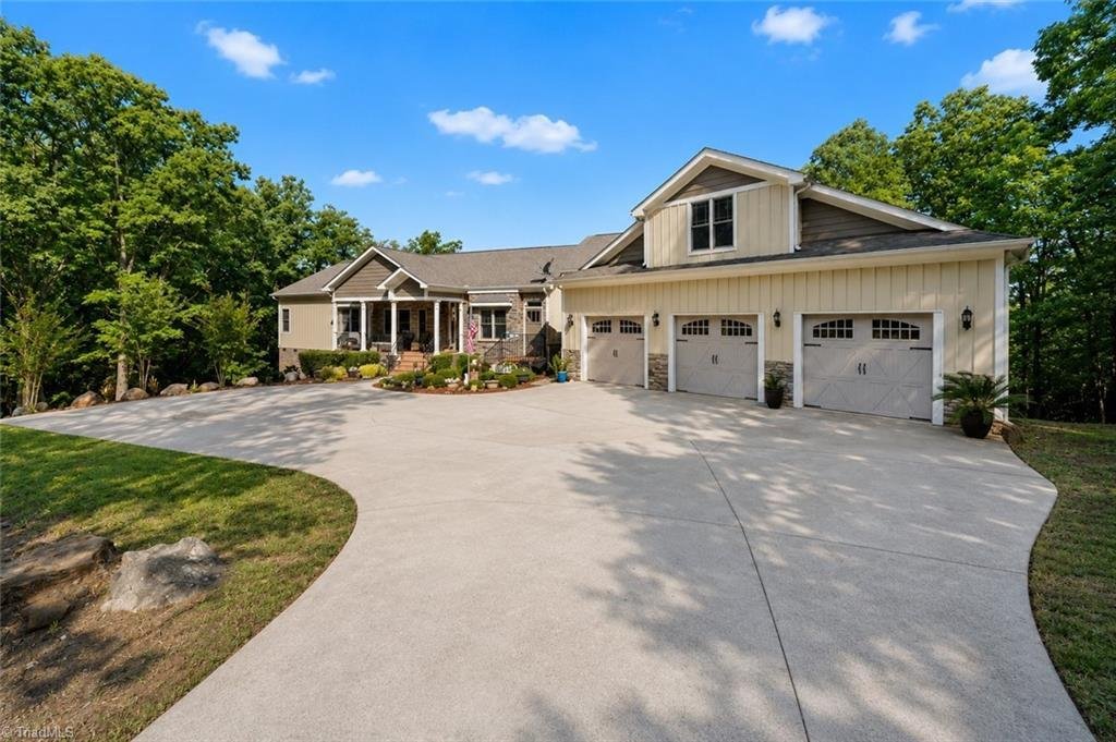 House in Denton, North Carolina, United States 2 - 17891377