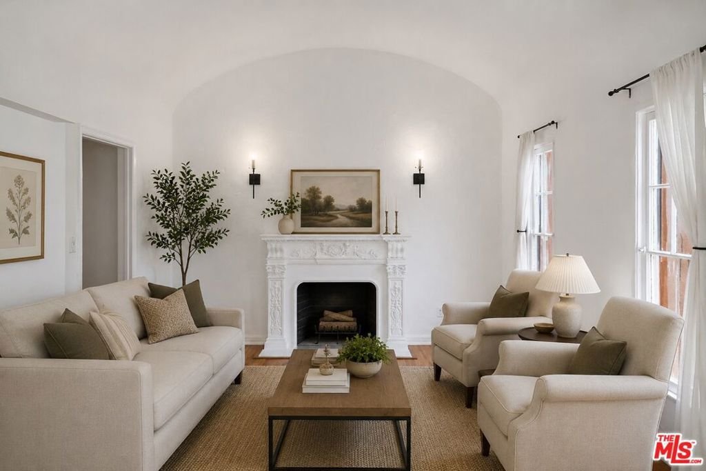Los Angeles, California, United States 5 - 18147817
