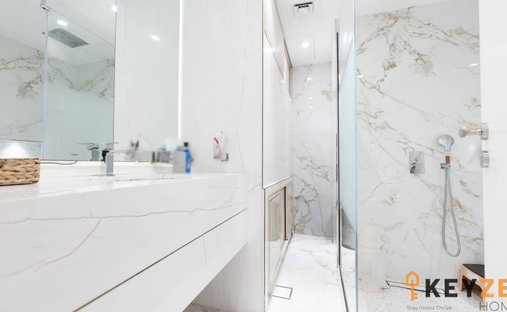 Apartment in Jumeirah Beach Residence, Dubai, United Arab Emirates 1
