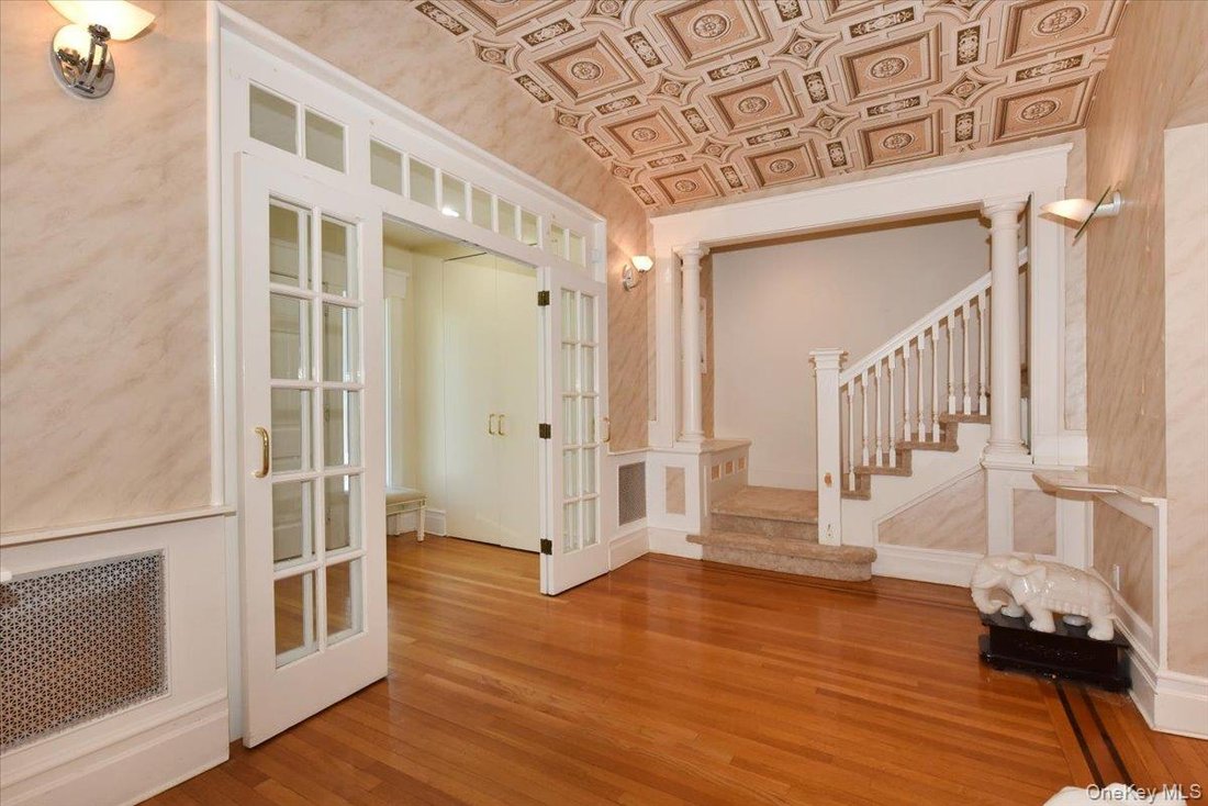 House in Great Neck, New York, United States 4 - 18145145