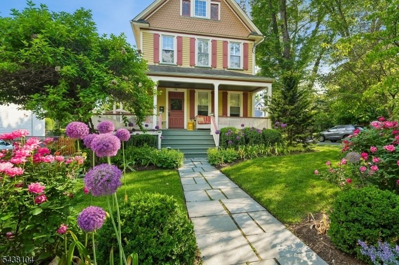House in Maplewood, New Jersey, United States 2 - 18151059