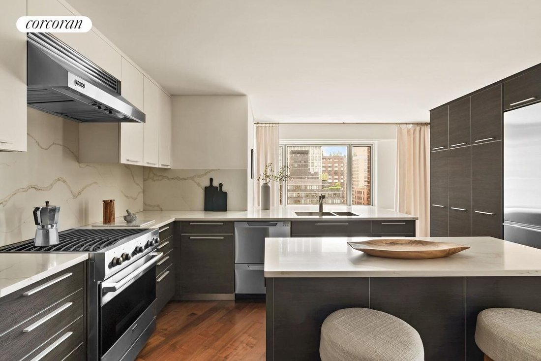 Condo in New York, New York, United States 3 - 18065261