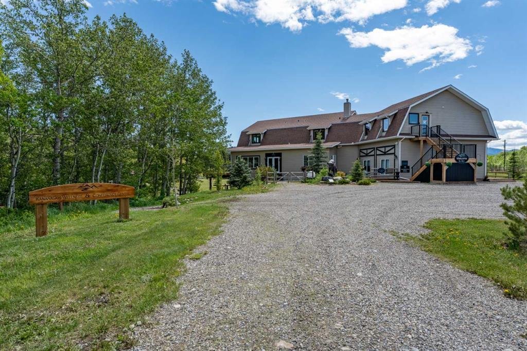 House in Longview, Alberta, Canada 1 - 18151125