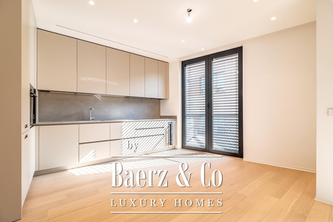 Apartamento en Nova Ves, Zagreb, Zagreb 3 - 18150253