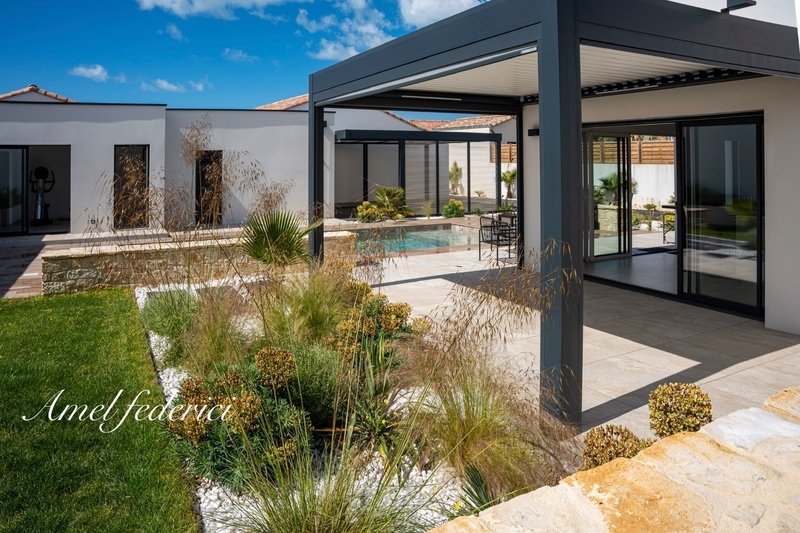 Villa in Saint Gilles Sud, Saint-Gilles-Croix-de-Vie, France 4 - 18146588