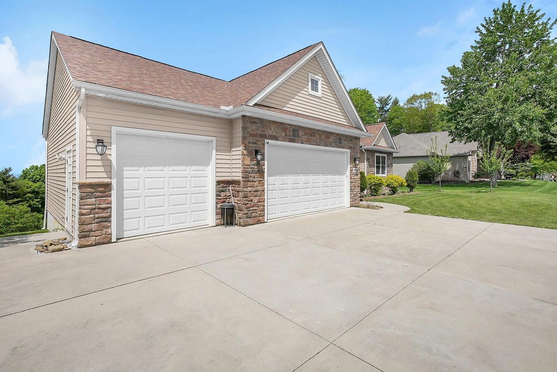 House in Heath, Ohio, United States 5 - 18150023