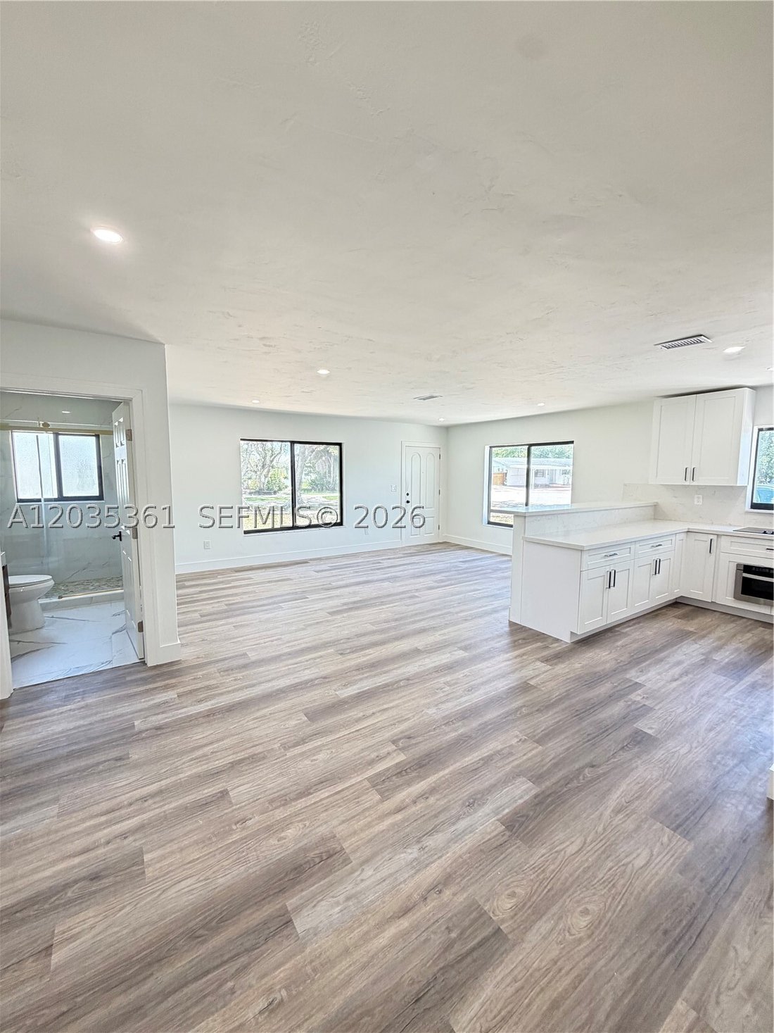House in Miami, Florida, United States 3 - 18148903