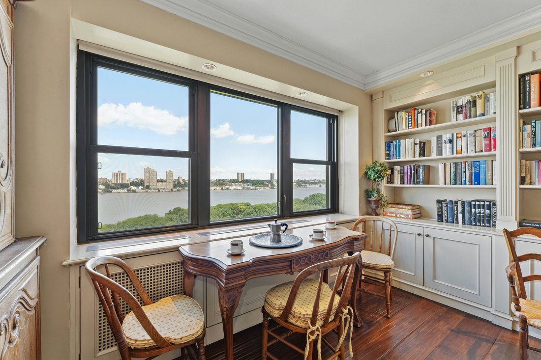 Co Op in New York, New York, United States 3 - 18132642