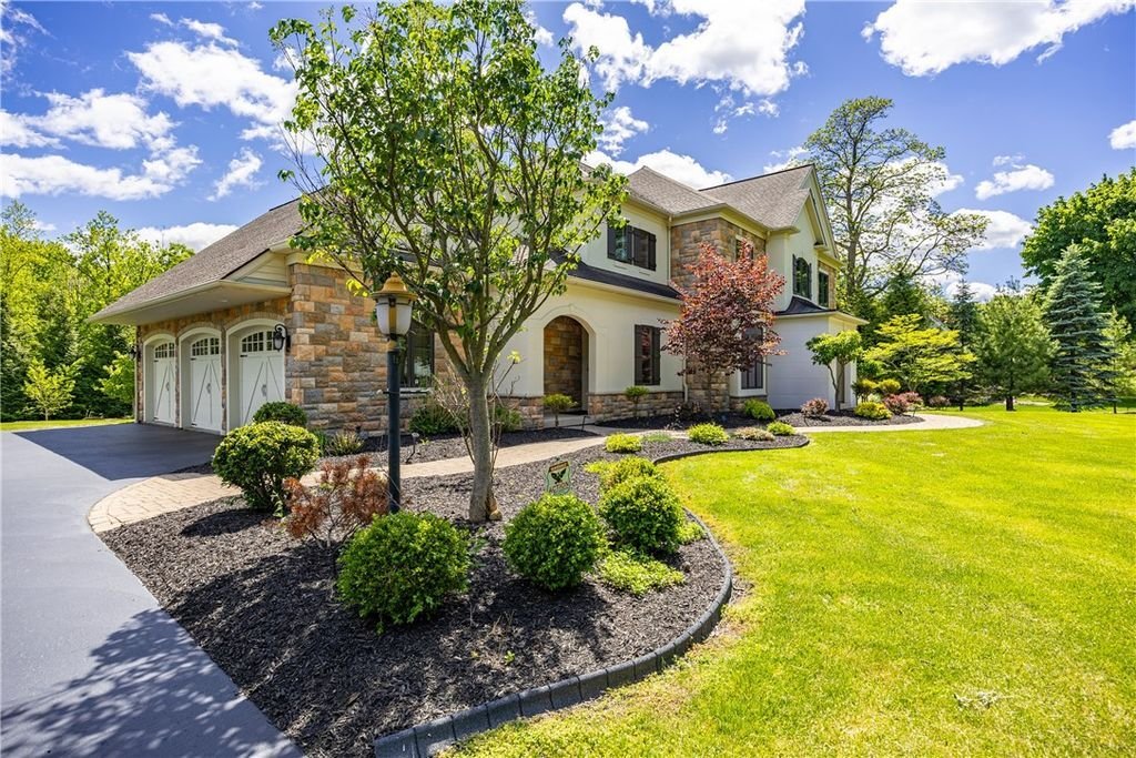 House in Rochester, New York, United States 5 - 18151435