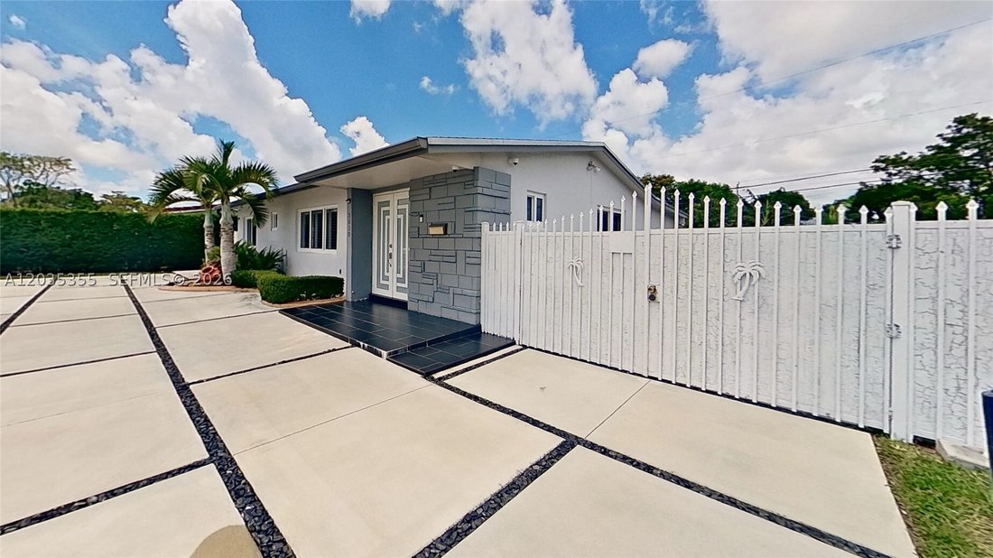 House in Miami, Florida, United States 3 - 18145519