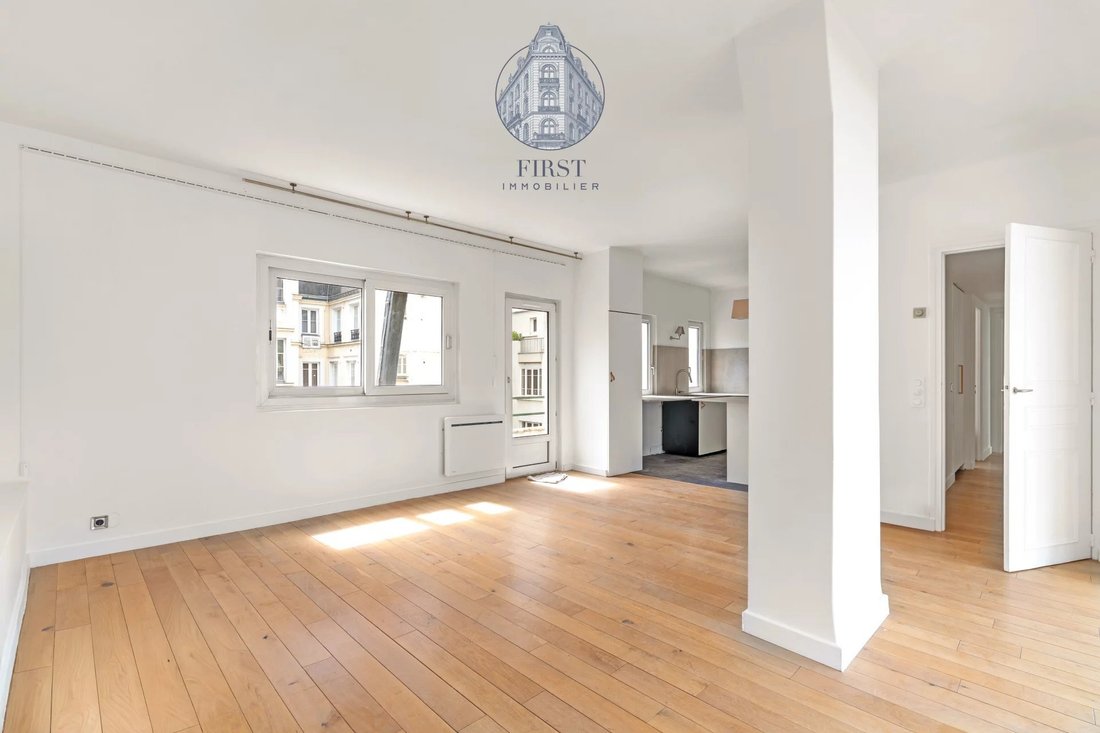 Apartment in Porte Dauphine, Paris 16e Arrondissement, Paris 4 - 18130143