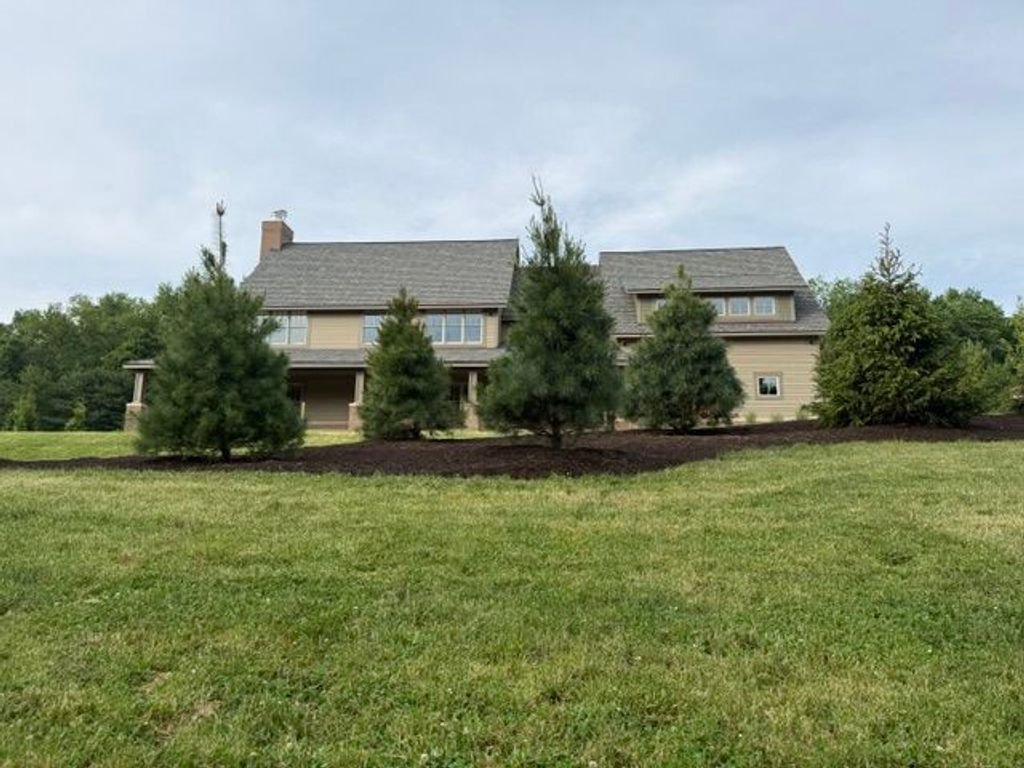 House in Pittsburgh, Pennsylvania, United States 1 - 16907723