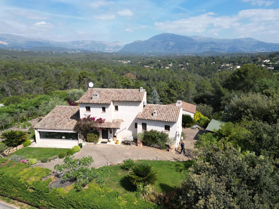 Villa in Valbonne, Provence-Alpes-Côte d'Azur, France 2 - 18146397