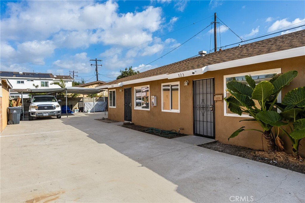 House in Santa Ana, California, United States 1 - 18151567