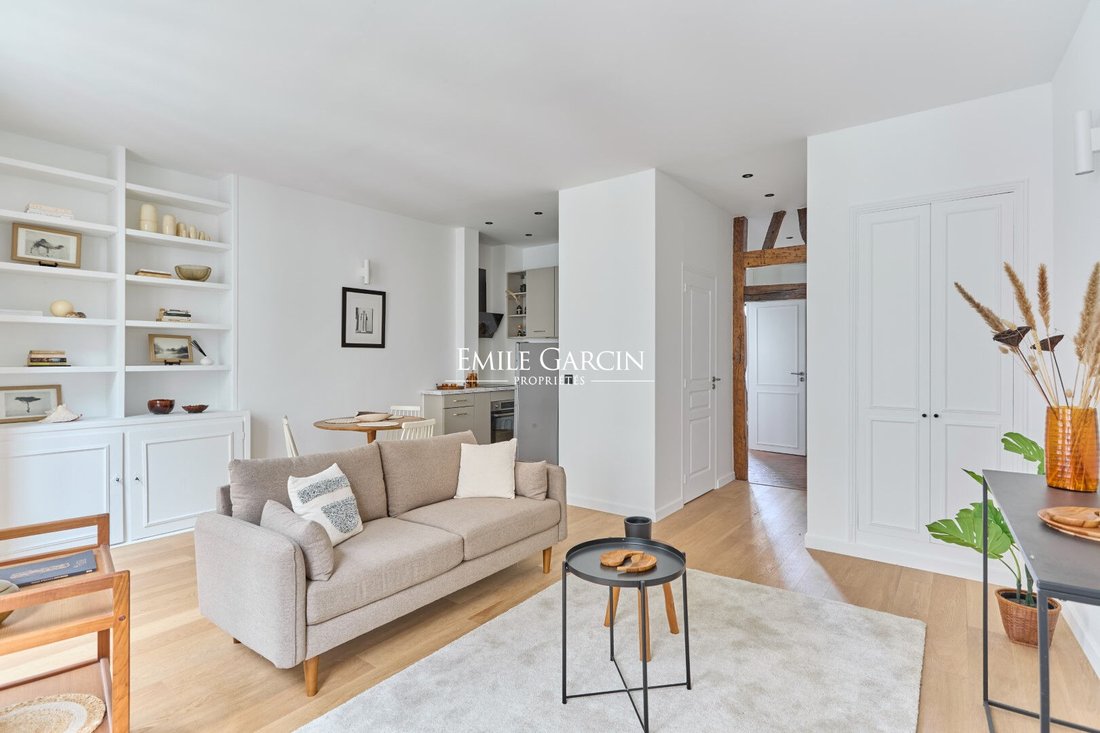 Apartment in Odéon, Paris 6e Arrondissement, Paris 4 - 18150560