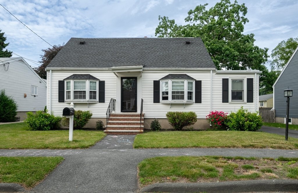 House in Peabody, Massachusetts, United States 1 - 18147097