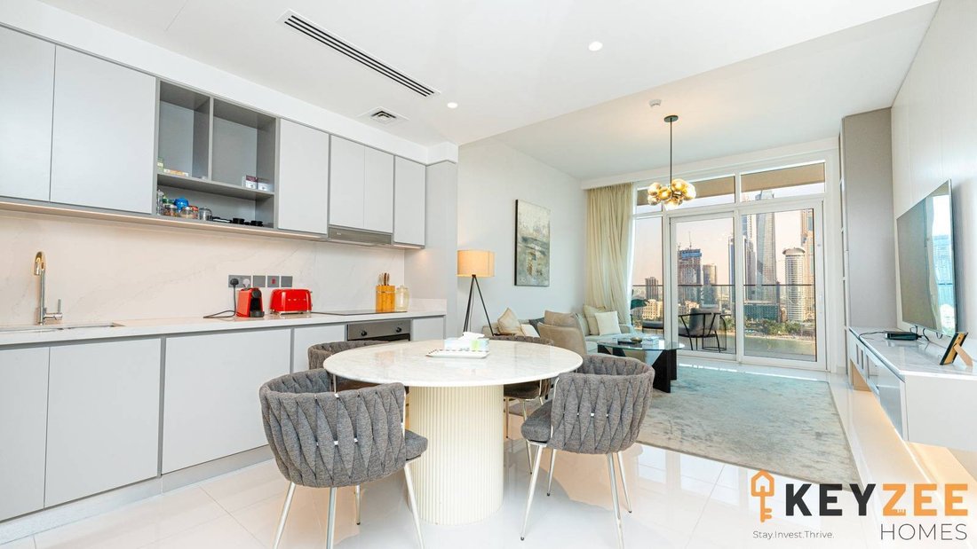 Apartment in Dubai Harbour, Dubai, United Arab Emirates 5 - 18146032