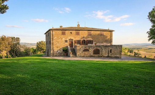 Casa di campagna a Montecatini Val di Cecina, Toscana, Italia 1