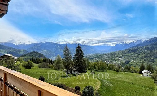 Apartamento en Mollens, Cantón del Valais, Suiza 1