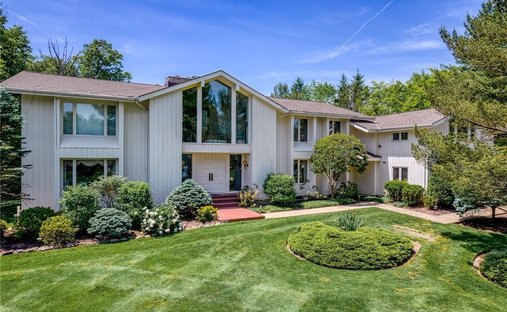 House in Pepper Pike, Ohio, United States 1