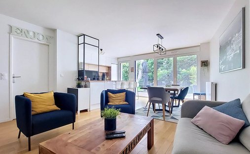 Apartment in Saint-Cloud, Ile-de-France, France 1