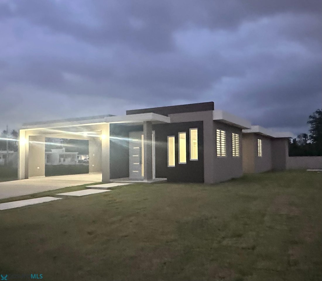 House in Aguada, Aguada, Puerto Rico 1 - 18145080