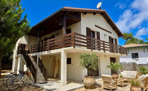 Villa in Centre Cap Ferret, Lège-Cap-Ferret, France 1