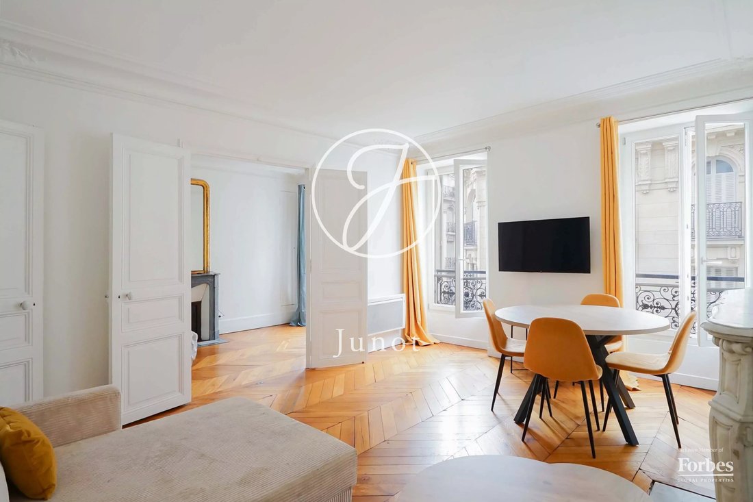 Apartment in Courcelles-Wagram, Paris 17e Arrondissement, Paris 1 - 17757228
