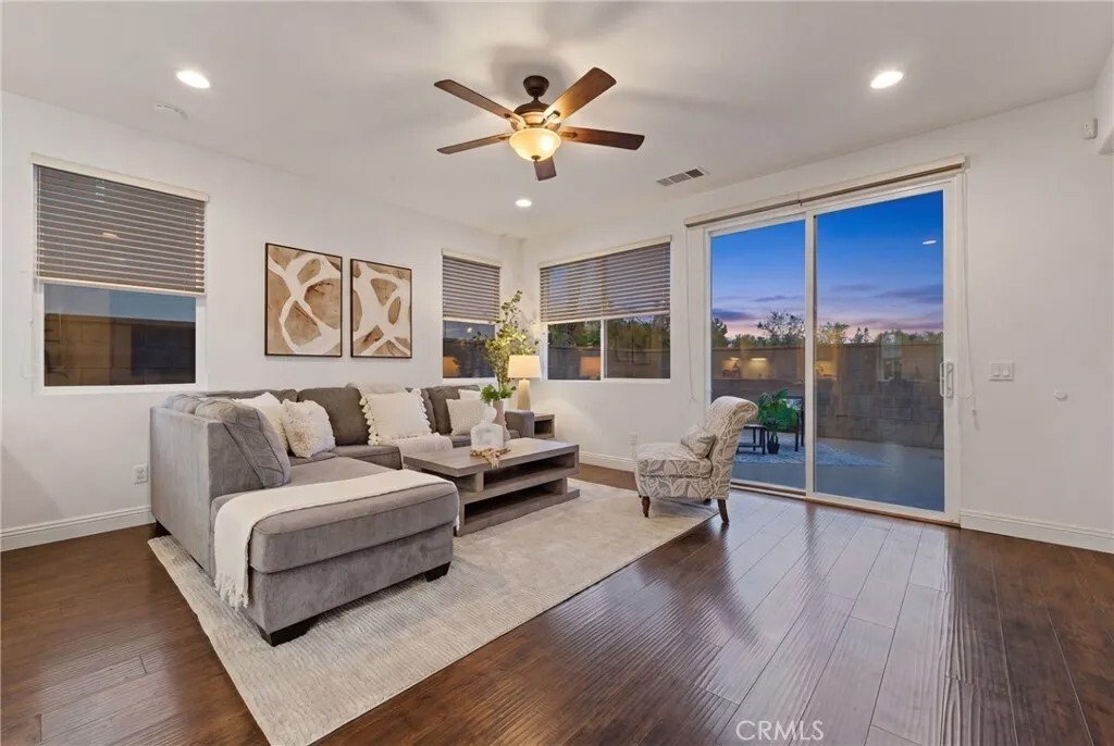House in Fullerton, California, United States 3 - 17917466