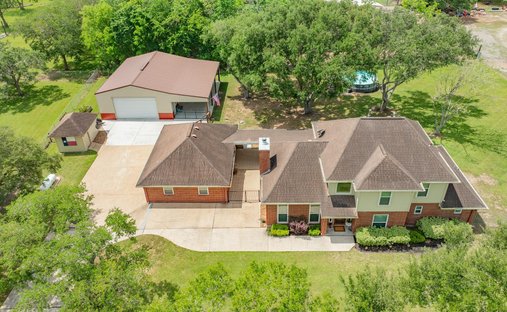 House in Alvin, Texas, United States 1