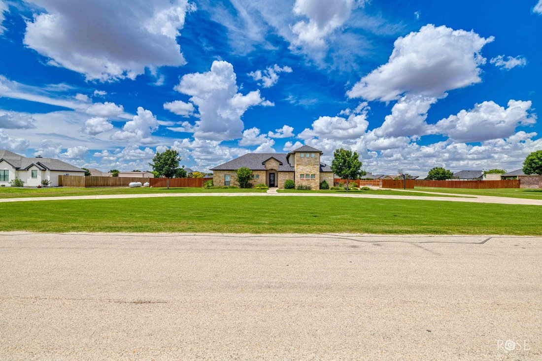 House in Wall, Texas, United States 3 - 17780370