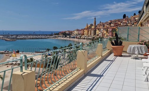 Apartment in Menton, Provence-Alpes-Côte d'Azur, France 1