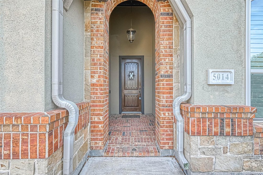 House in Sugar Land, Texas, United States 3 - 18145325
